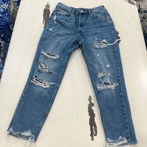 H&M Denim - Divided by H & M distressed jeans size 6